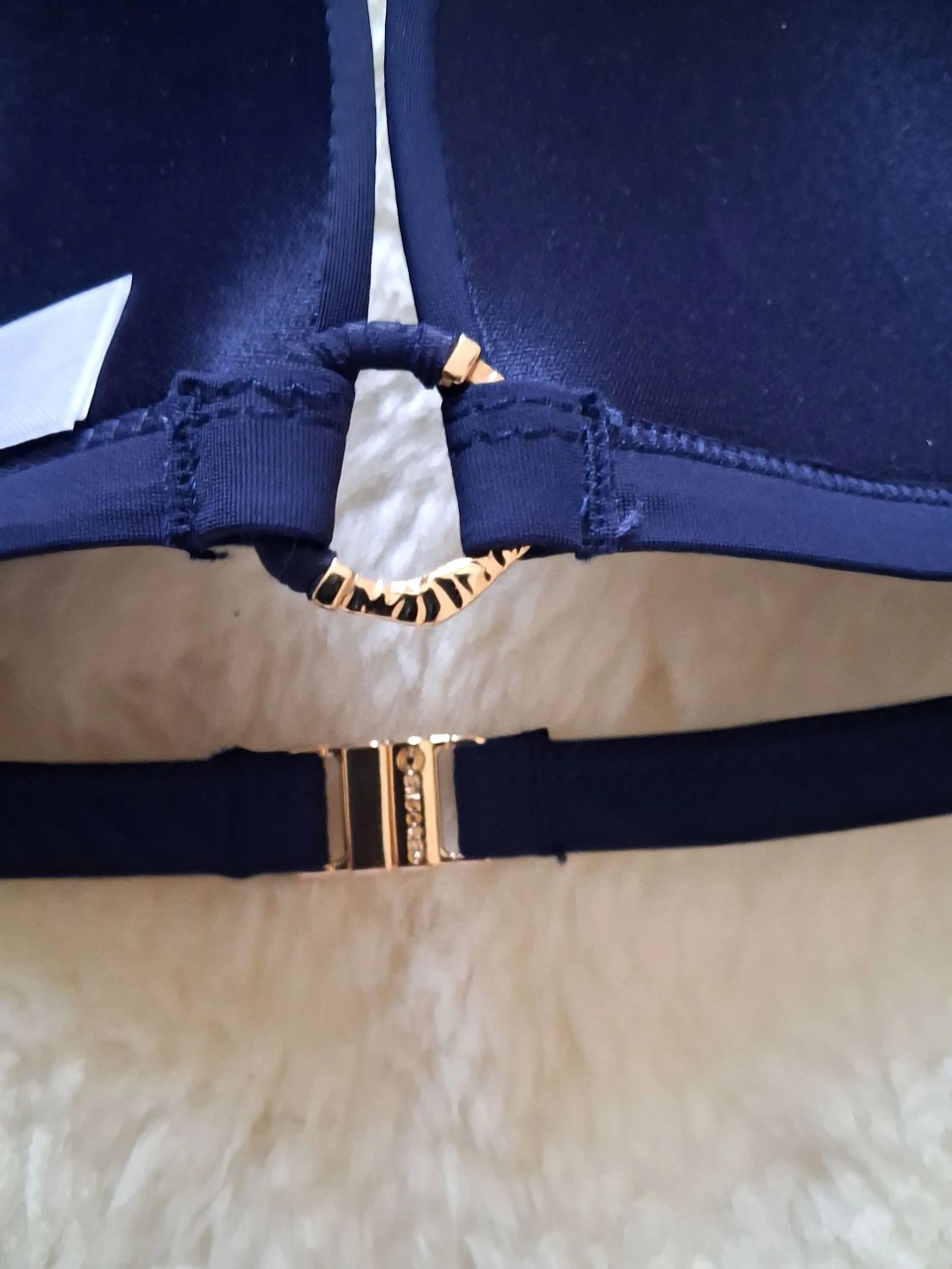 Lindo top de biquíni azul marinho tamanho 38 – photo 5